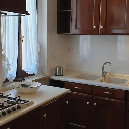 Casa Graziosa بيت للعطل لاتيزي